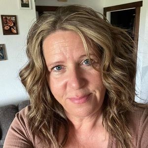 Meet your Posher, Marlana